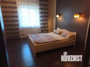 Дом 230м², 2-этажный, посуточно,