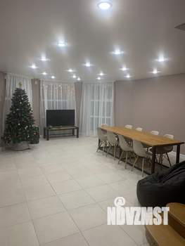 Дом 260м², 2-этажный, посуточно,