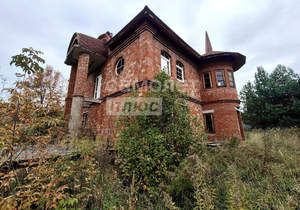 Дом 246м², 2-этажный, участок 14 сот.