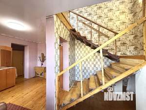 Коттедж 157м², 2-этажный, участок 10 сот.