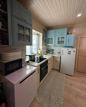 Дом 98м², 2-этажный, участок 6 сот.