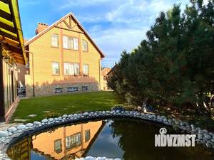 Коттедж 300м², 2-этажный, участок 16 сот.