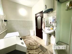 Коттедж 200м², 2-этажный, участок 15 сот.