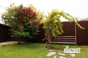 Коттедж 266м², 2-этажный, участок 15 сот.