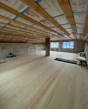 Дом 228м², 2-этажный, участок 390 сот.