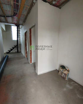 Дом 120м², 2-этажный, участок 10 сот.