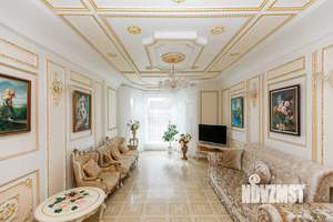 Дом 270м², 2-этажный, участок 15 сот.