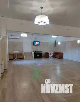 Дом 348м&sup2;, 2-этажный, посуточно, 