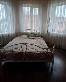 Дом 268м&sup2;, 4-этажный, участок 8 сот.  