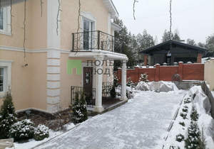 Дом 178м², 2-этажный, участок 17 сот.  