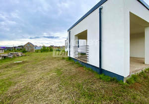 Дом 130м&sup2;, 1-этажный, участок 10 сот.  