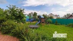 Коттедж 300м&sup2;, 2-этажный, участок 12 сот.  