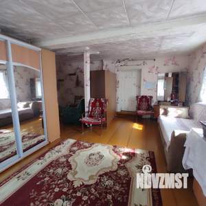 Дом 60м², 2-этажный, участок 5 сот.  