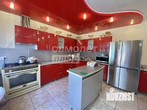 Дом 250м², 2-этажный, участок 10 сот.  