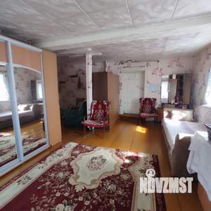 Дом 60м², 2-этажный, участок 5 сот.  