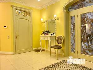 Коттедж 300м², 2-этажный, участок 16 сот.  