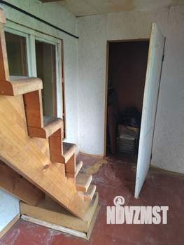 Дом 16м², 2-этажный, участок 6 сот.  