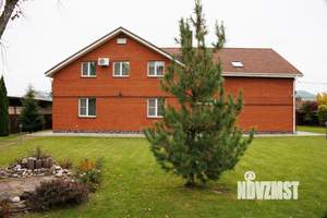 Коттедж 266м&sup2;, 2-этажный, участок 15 сот.  