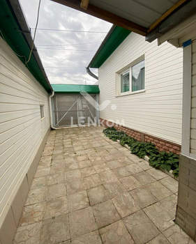 Дом 104м&sup2;, 2-этажный, участок 4 сот.  