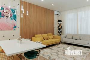 Дом 207м&sup2;, 2-этажный, участок 11 сот.  