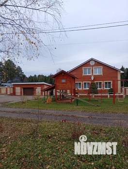 Коттедж 300м&sup2;, 2-этажный, участок 15 сот.  