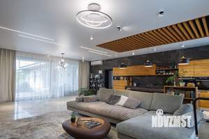 Коттедж 389м², 1-этажный, участок 16 сот.  