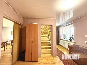 Коттедж 157м², 2-этажный, участок 10 сот.  