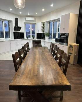 Дом 305м², 2-этажный, участок 13 сот.  