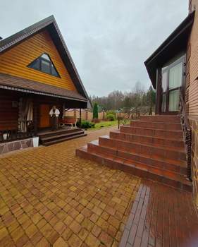 Дом 377м&sup2;, 2-этажный, участок 13 сот.  