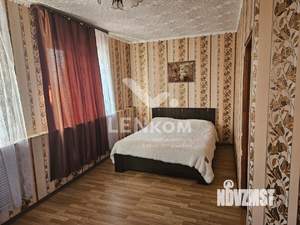 Дом 141м&sup2;, 3-этажный, участок 10 сот.  