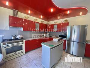 Дом 250м², 2-этажный, участок 10 сот.  