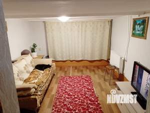 Дом 70м², 2-этажный, участок 6 сот.  