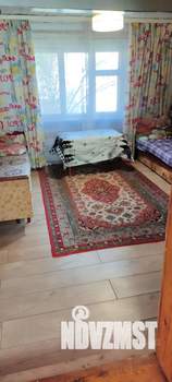 Дом 13м², 2-этажный, участок 6 сот.  