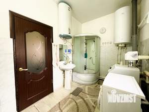 Коттедж 200м², 2-этажный, участок 15 сот.  