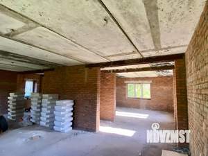 Коттедж 210м², 2-этажный, участок 15 сот.  