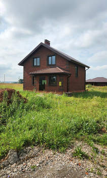 Дом 140м², 2-этажный, участок 10 сот.  