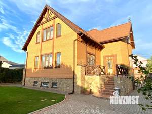 Коттедж 300м², 2-этажный, участок 16 сот.  