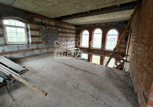 Дом 246м&sup2;, 2-этажный, участок 14 сот.  