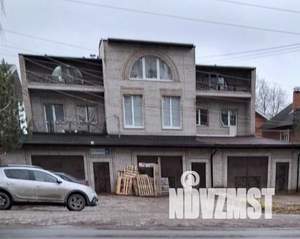 Таунхаус 310м², 3-этажный, участок 2 сот.  