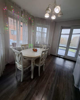 Дом 268м&sup2;, 4-этажный, участок 8 сот.  