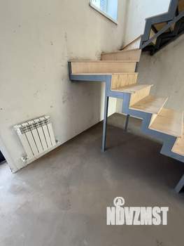 Дом 140м², 2-этажный, участок 10 сот.  