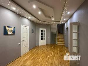 Коттедж 200м², 2-этажный, участок 15 сот.  