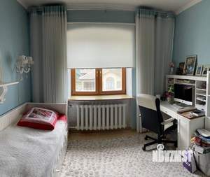 Коттедж 400м², 2-этажный, участок 20 сот.  