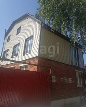 Дом 170м², 3-этажный, участок 8 сот.  