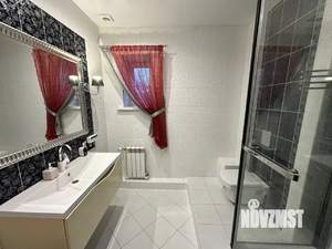 Коттедж 200м², 2-этажный, участок 15 сот.  