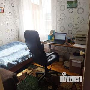 Дом 100м&sup2;, 2-этажный, участок 5 сот.  