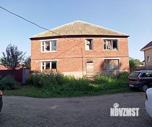 Дом 293м², 2-этажный, участок 5 сот.  