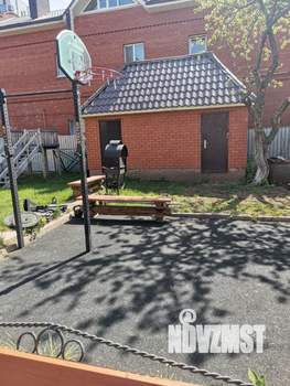 Коттедж 389м², 3-этажный, участок 11 сот.  