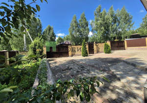 Дом 160м², 2-этажный, участок 11 сот.  