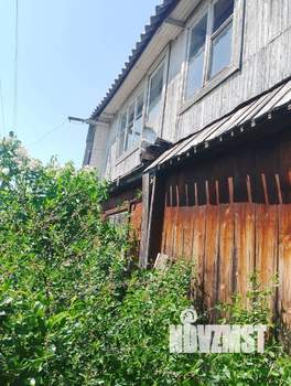 Дом 30м², 2-этажный, участок 4 сот.  